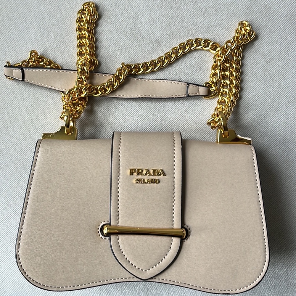 Designer Inspired shoulder bag.